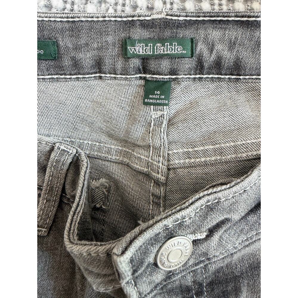 Wild Fable Gray Mid Rise Flare Jeans Size 14 - Picture 2 of 7